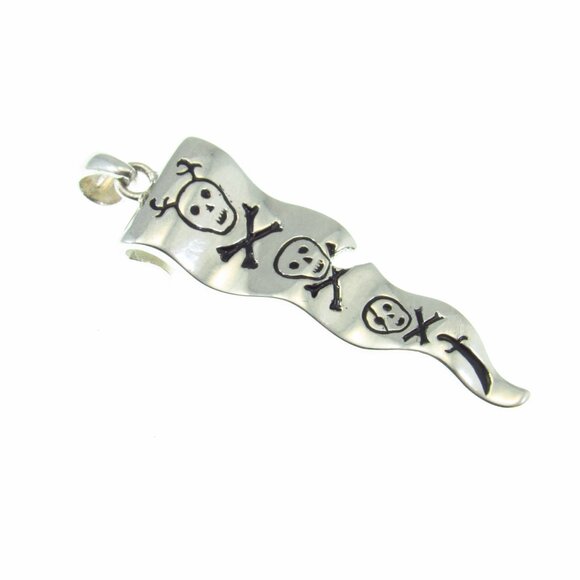 Solid 925 Sterling Silver Skull & Crossbones Francis Drake Pirate Flag Pendant - Picture 6 of 9